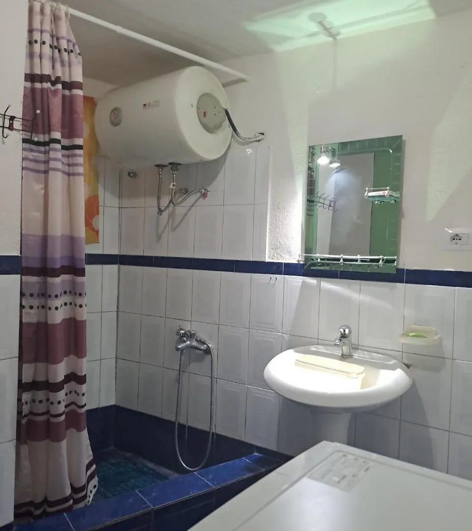 Te Raqi 2 Apartment Gjirokaster