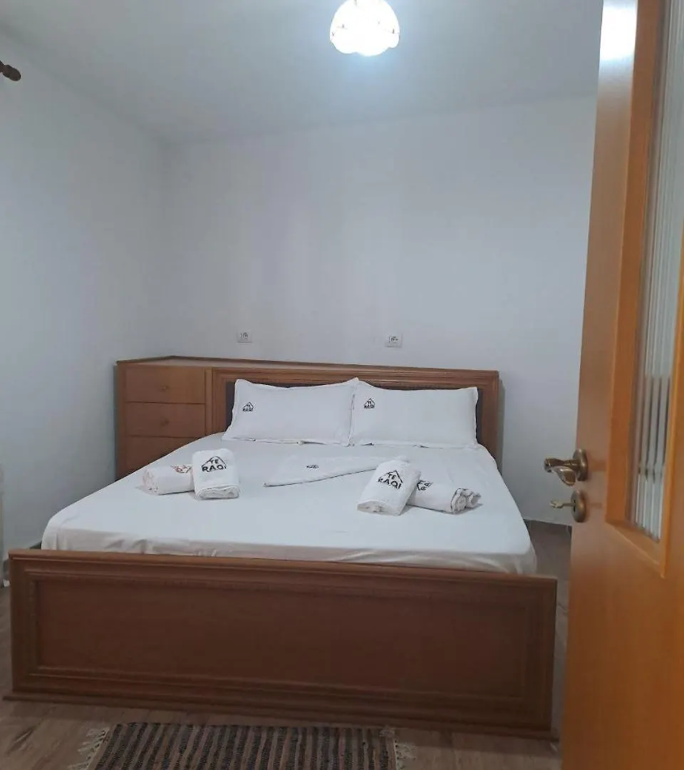 Te Raqi 2 Apartment Gjirokaster Albania