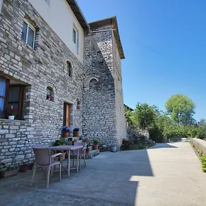 Guri Nocleg ze śniadaniem